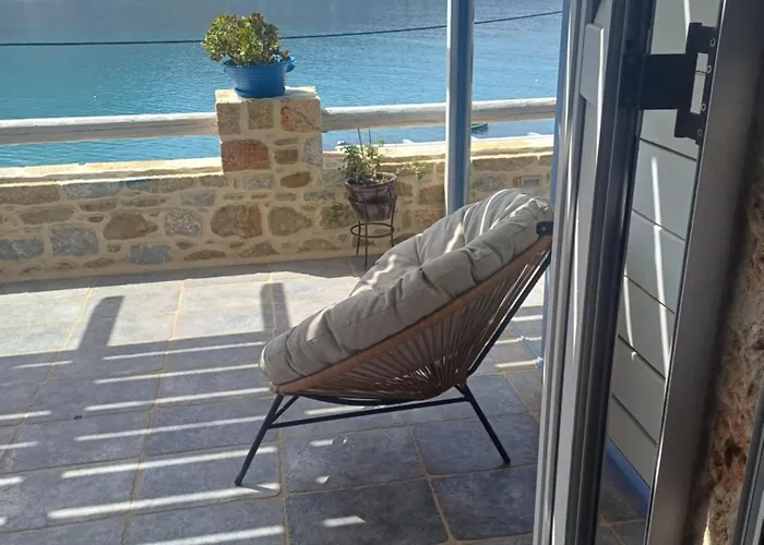 Aqua Retreat Mani * Areopoli